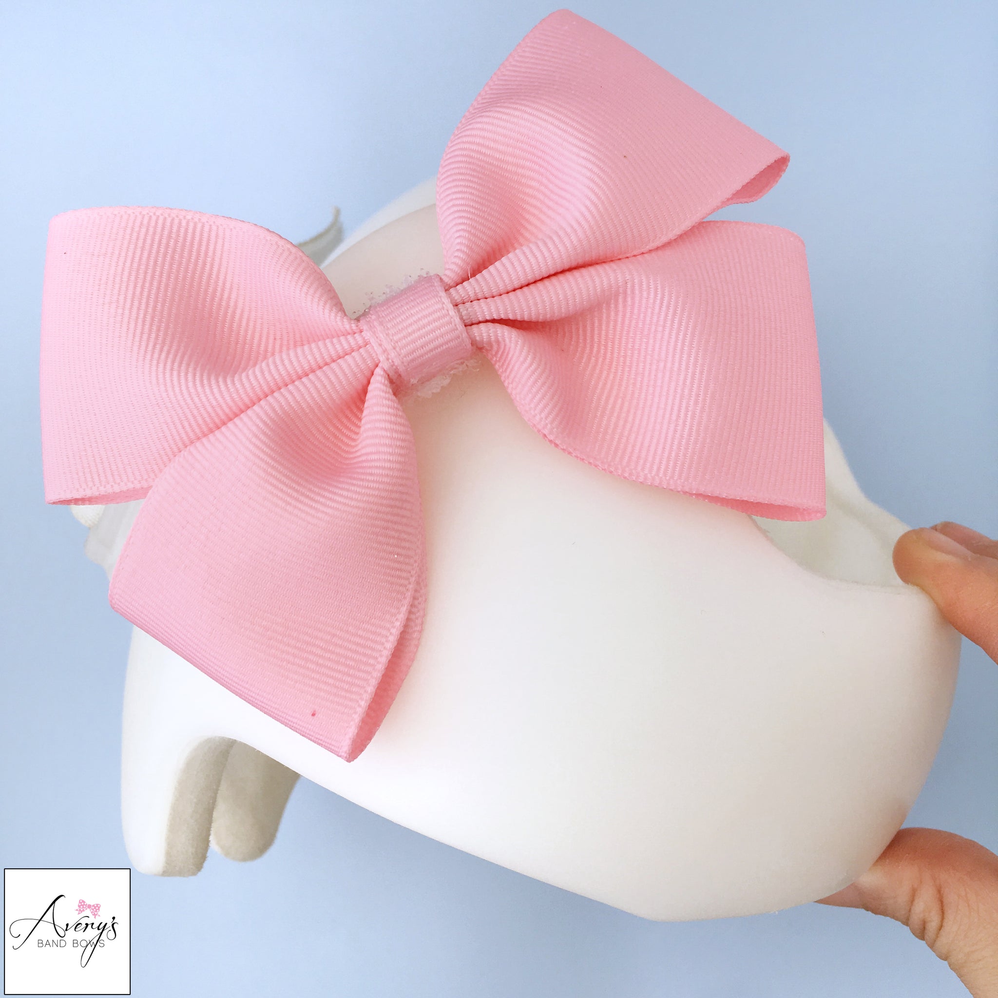 baby helmet bows, docband bows, cranial band bows, cranial band decorations, helmet velcro bows, babbleworthy, avery's bows, baby girl helmet, cranial band helmet girl
