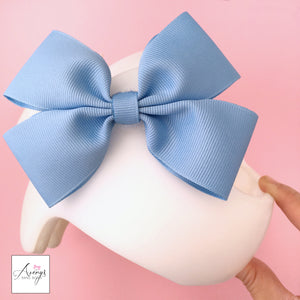 easter helmet baby, holiday baby helmet, cranial band bow, cranial band baby girl bow, how to decorate cranial band, babbleworthy, avery's bows, velcro bow cranial band, cranial band los angeles, california cranial helmet, texas cranial band